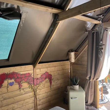 Glamping Castel Dell'aquila Campo de lujo *