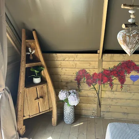 Glamping Castel Dell'aquila Luxury tent Gragnola