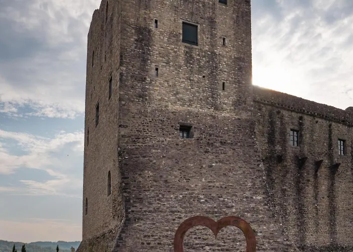 Glamping Castel Dell'aquila Luxury tent Gragnola