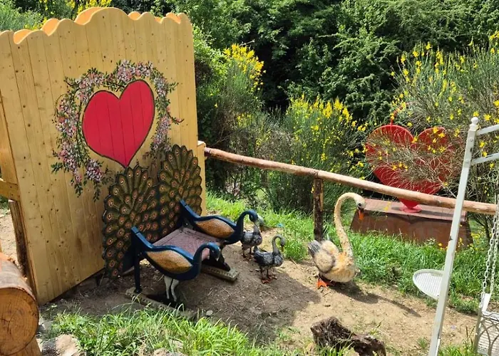 Glamping Castel Dell'aquila * Gragnola