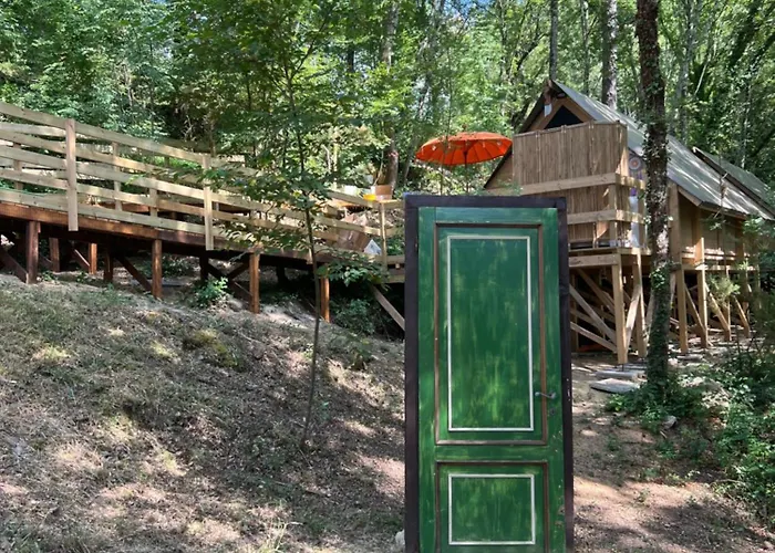 Luxury tent Glamping Castel Dell'aquila *