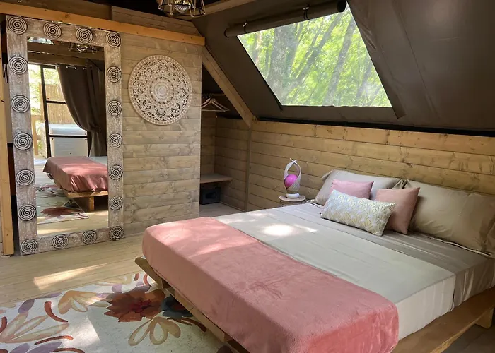Luxury tent Glamping Castel Dell'aquila *
