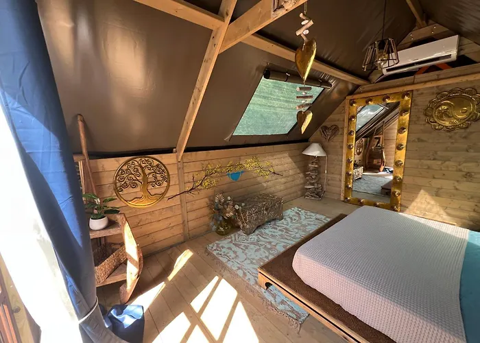 Glamping Castel Dell'aquila * Gragnola